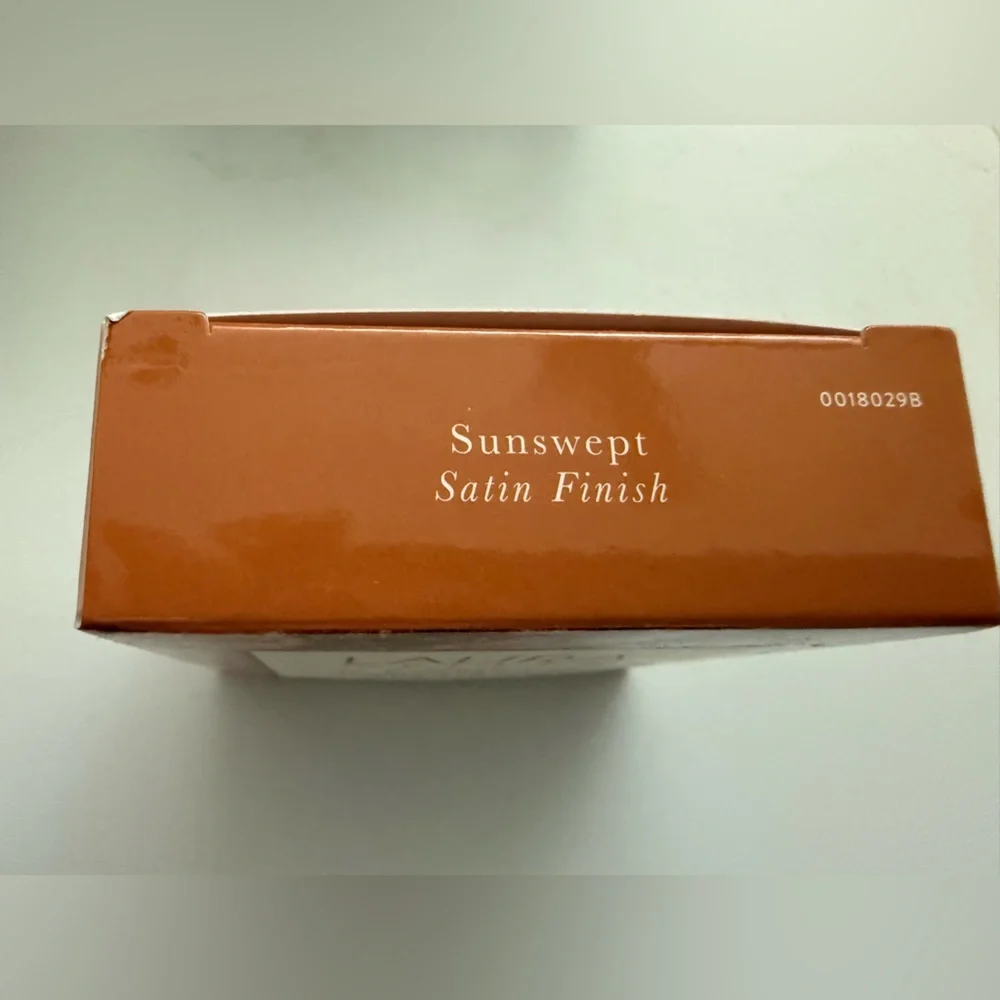 Laura Geller Baked Blush-n-Brighten in Sunswept Satin Finish